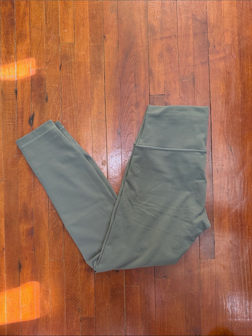 Lululemon Wunder Train 25” - Carob Brown (Army Green) - Size 8